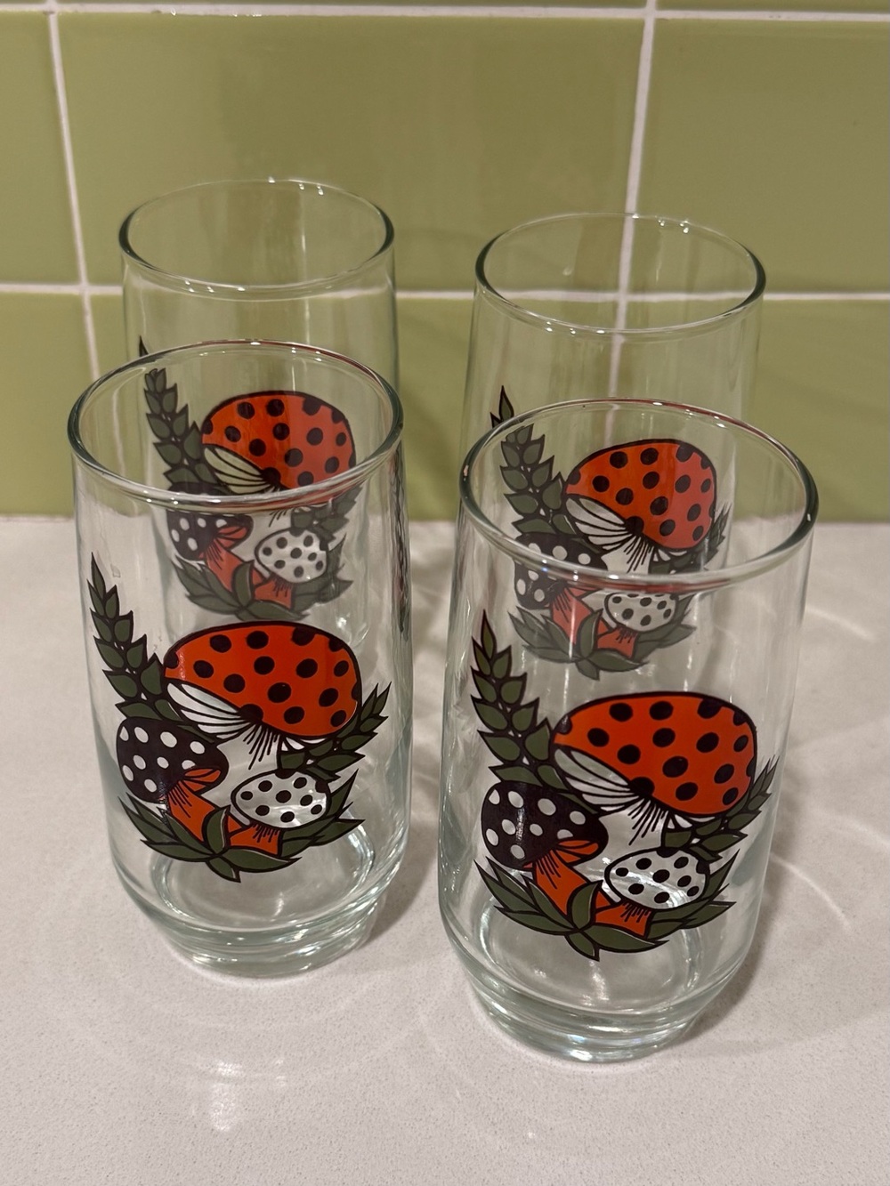 Sears, Roebuck and Co. "Merry Mushroom" drinking glasses - Set of 4 - Picture 2 of 6